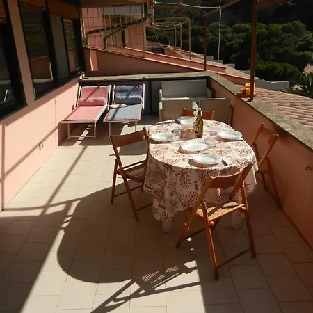 Giglio Rosa 4 N23 Apartment